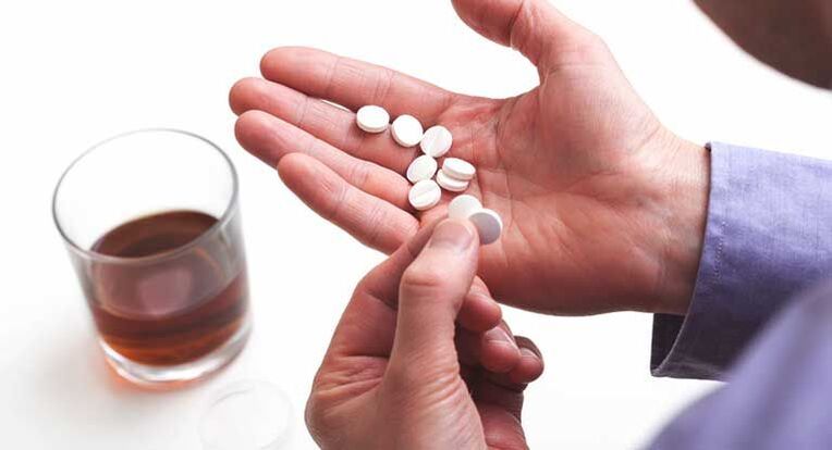Est-il possible de boire de l'alcool avec des antibiotiques 